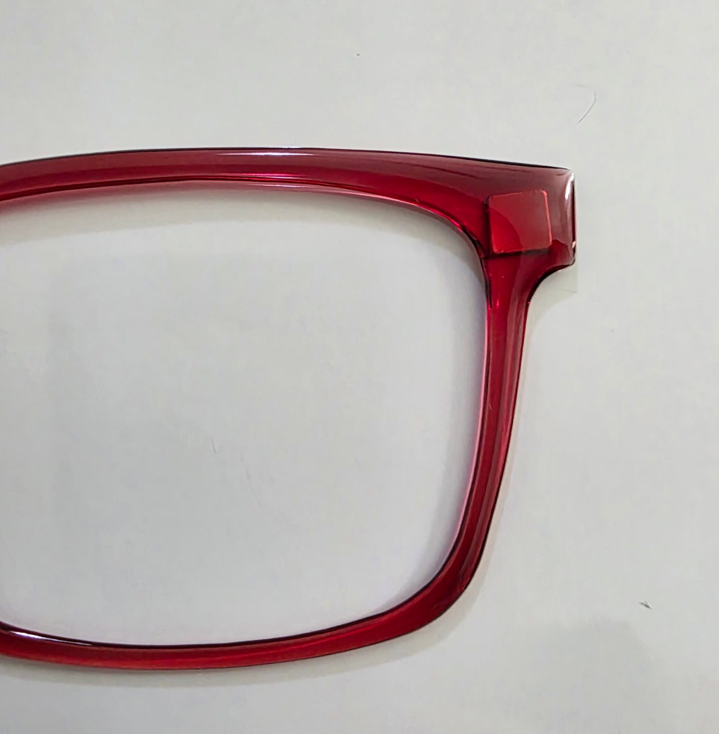 Cranberry Translucent Magnetic Topper