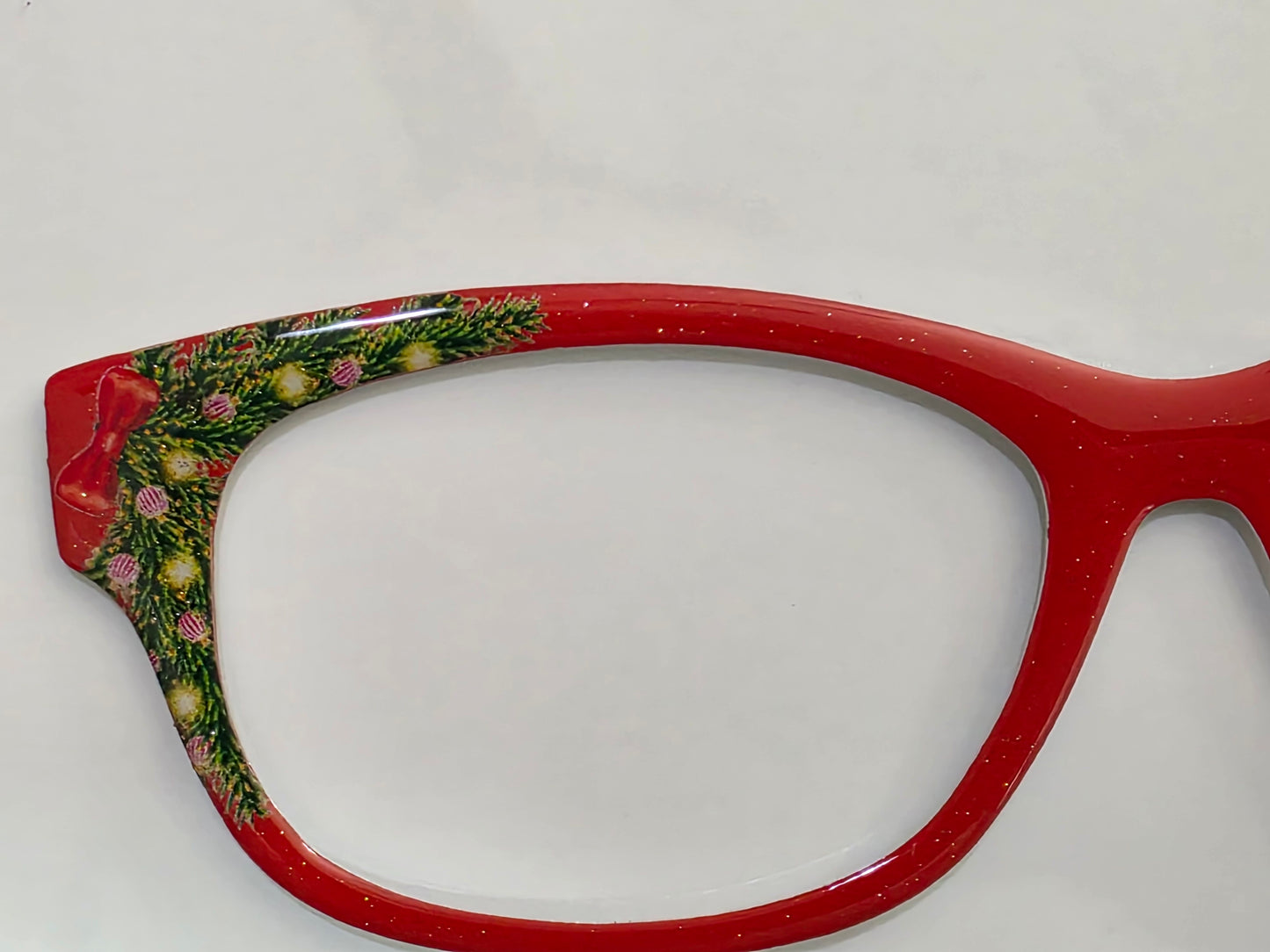 Red Christmas Wreath Metal Topper with resin top coat